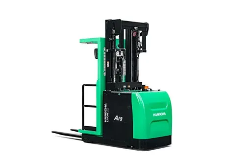 Préparateur de commandes Hangcha allée étroite châssis compact 3 000 lbs - vue 1
